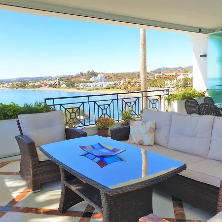 Luxury Frontal To The Sea In Doncella Apartment Estepona