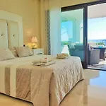 Luxury Frontal To The Sea In Doncella *
