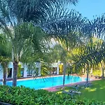 Luxury Frontal To The Sea In Doncella Estepona