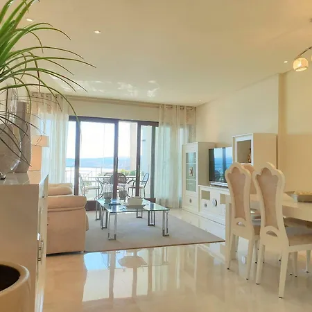 Διαμέρισμα Luxury Frontal To The Sea In Doncella