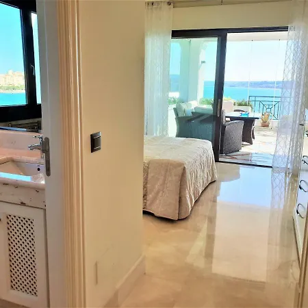 Διαμέρισμα Luxury Frontal To The Sea In Doncella