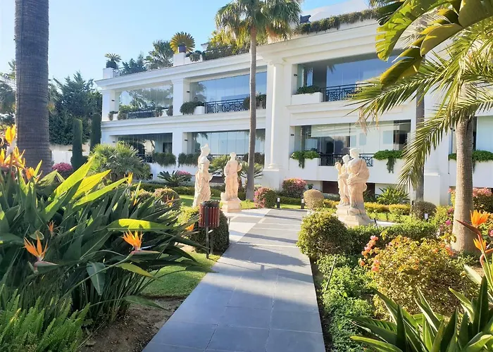 Luxury Frontal To The Sea In Doncella *