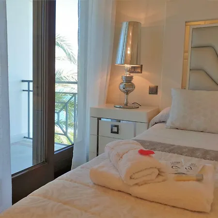 Luxury Frontal To The Sea In Doncella Apartman Estepona