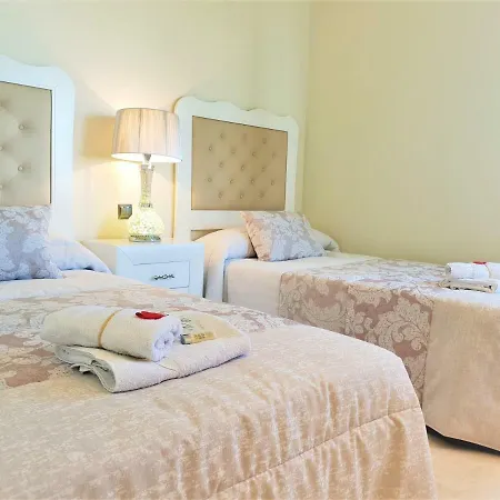 Luxury Frontal To The Sea In Doncella Apartman